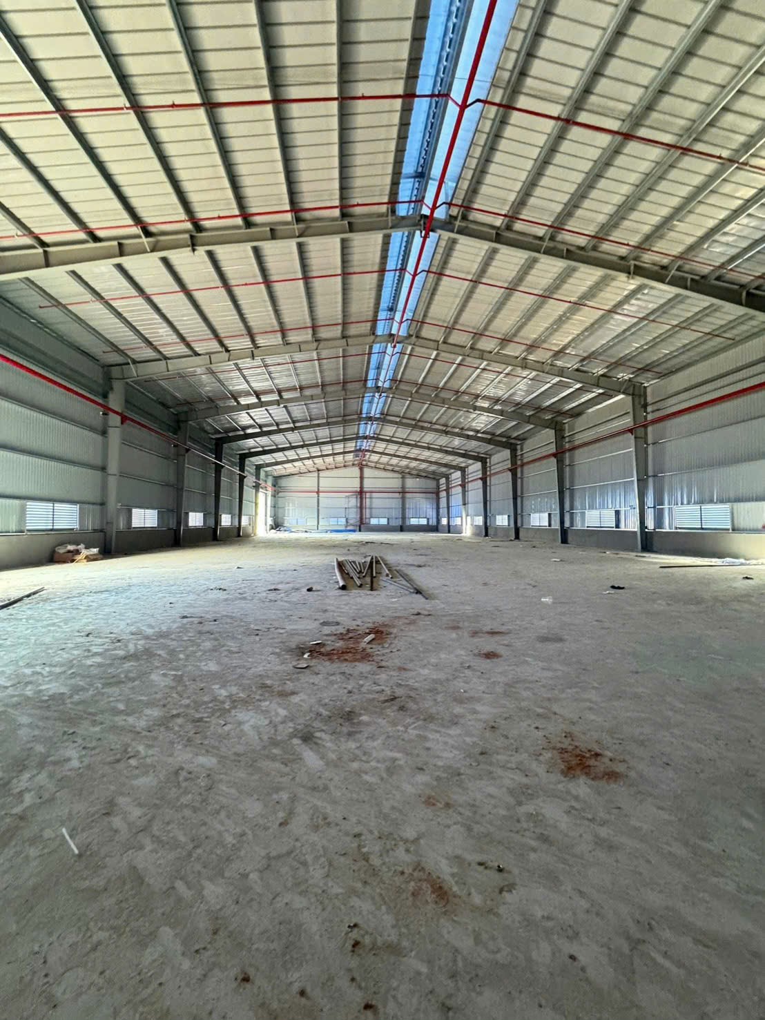 Cho thuê xưởng sản xuất ngoài KCN Tân Uyên - Diện Tích 6.400m2-1