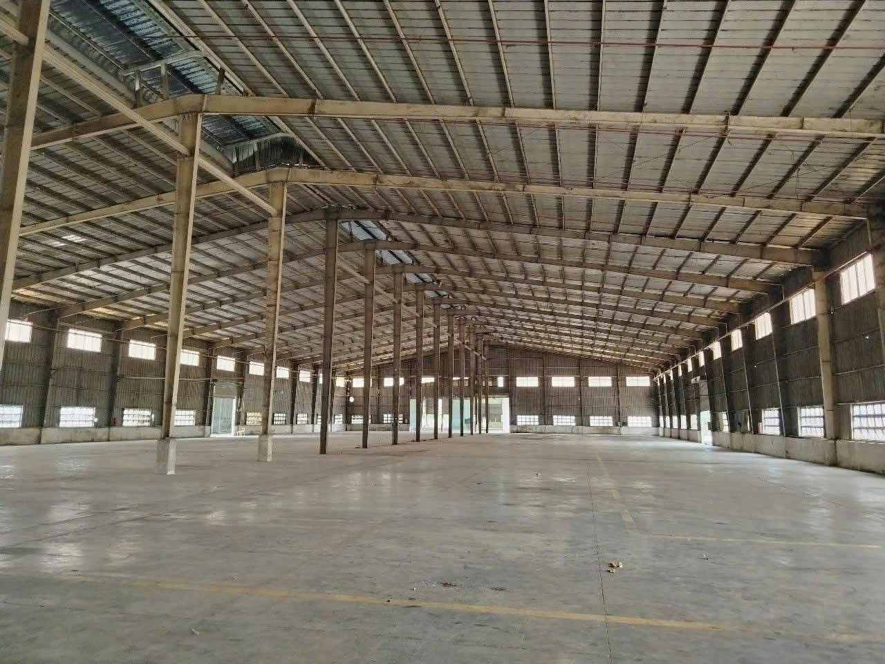 Cho thuê nhà xưởng tại Tân Uyên - 6000m2